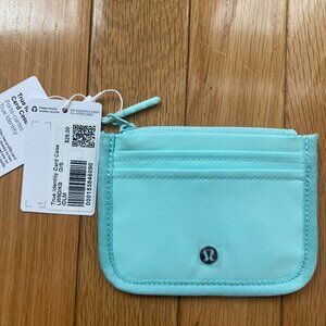 NWT Lululemon True Identity Card Case Ideal Mint